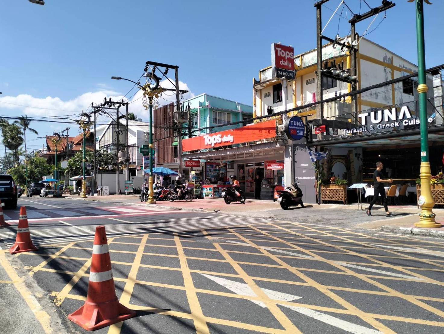 Beachwalk Minotel Patong 외부 사진