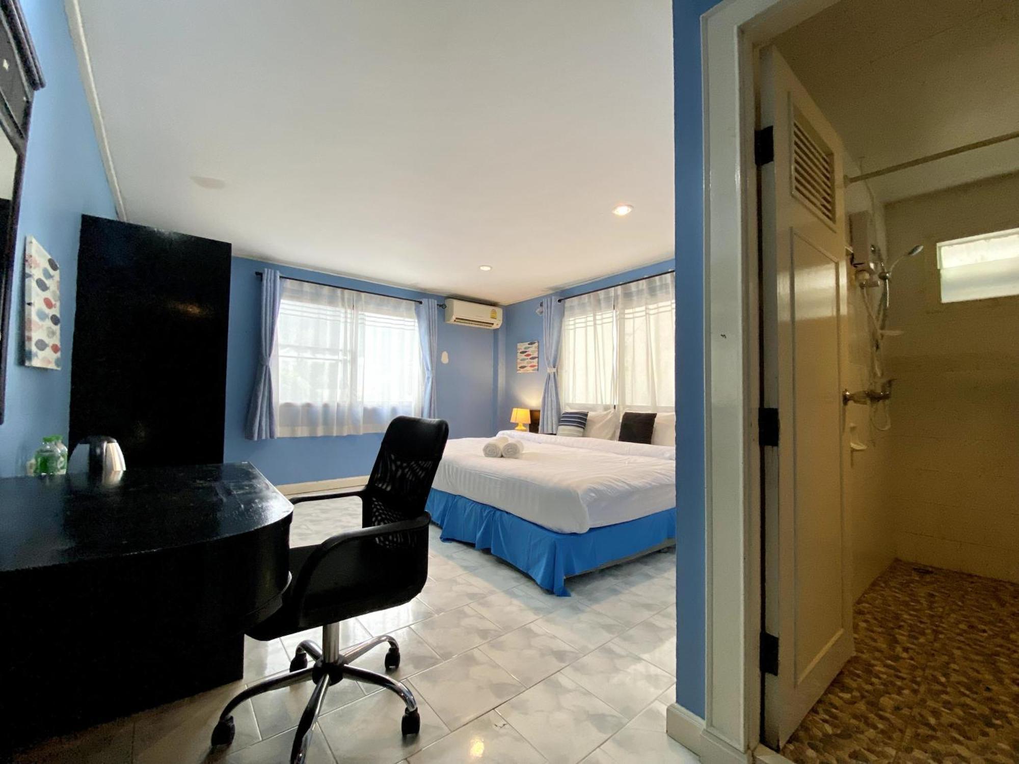 Beachwalk Minotel Patong 외부 사진
