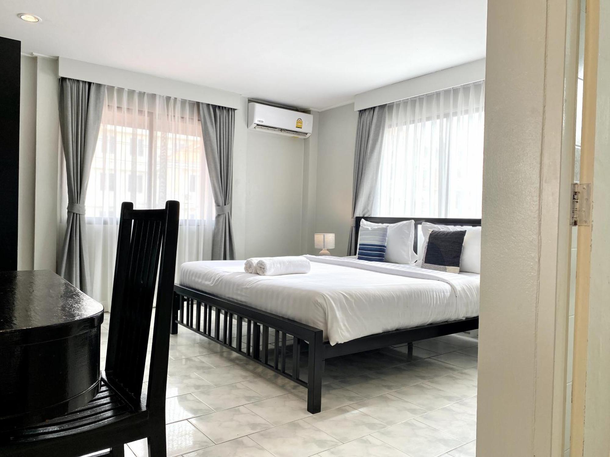 Beachwalk Minotel Patong 외부 사진